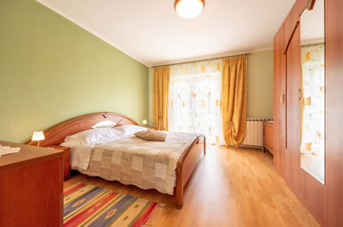 Foto 5 - Appartamento con 3 camere da letto a Kastav con terrazza e vista mare