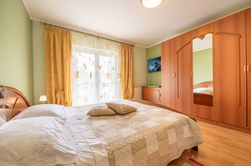 Foto 6 - Appartamento con 3 camere da letto a Kastav con terrazza e vista mare