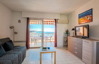 Foto 2 - Apartamento de 1 quarto em Fréjus com terraço e vistas do mar