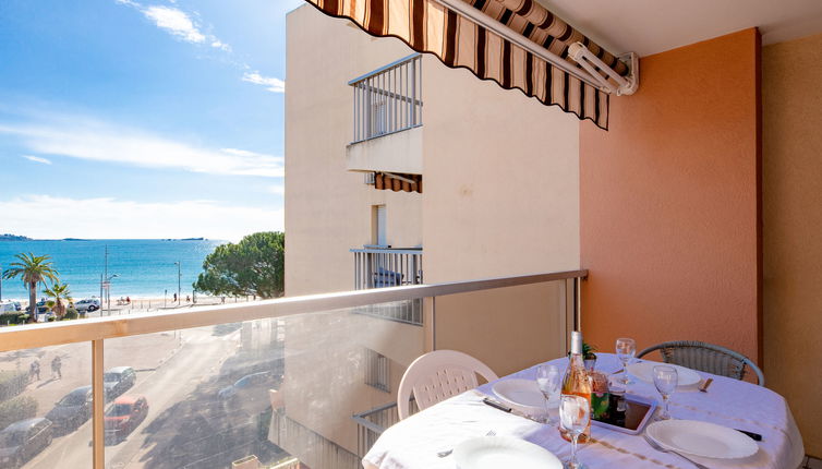 Foto 1 - Appartamento con 1 camera da letto a Fréjus con terrazza