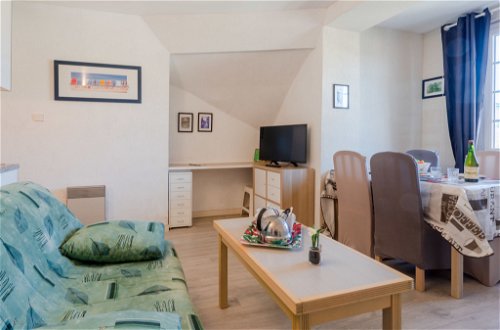 Foto 9 - Apartment mit 1 Schlafzimmer in Cabourg mit garten und blick aufs meer