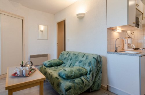 Foto 4 - Appartamento con 1 camera da letto a Cabourg con giardino e vista mare