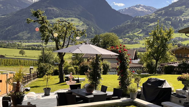 Apartamento de 3 quartos em Hart im Zillertal com jardim e terraço - Foto 2