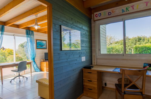 Photo 14 - Maison de 5 chambres à Plounéour-Brignogan-plages avec terrasse et vues à la mer