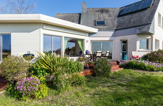 Foto 2 - Casa de 5 quartos em Plounéour-Brignogan-plages com terraço e vistas do mar