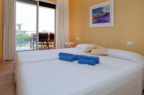 Photo 18 - 2 bedroom Apartment in Pals with swimming pool and garden