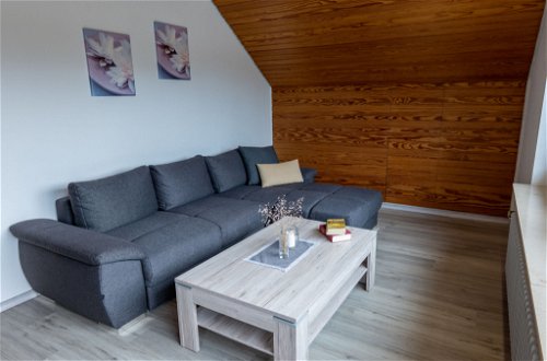 Foto 3 - Appartamento con 2 camere da letto a Löffingen con vista sulle montagne