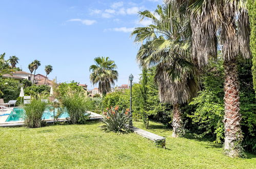 Photo 20 - Appartement de 2 chambres à Imperia avec piscine et jardin