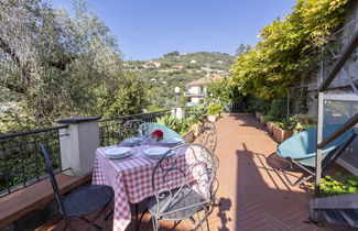 Photo 3 - Appartement de 2 chambres à Imperia avec piscine et jardin