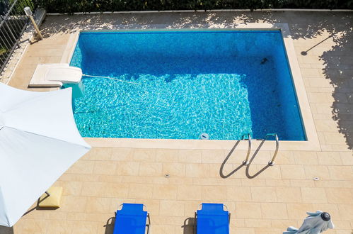 Foto 20 - Casa con 3 camere da letto a Stari Grad con piscina privata e terrazza