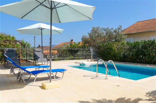 Foto 5 - Casa de 3 quartos em Stari Grad com piscina privada e vistas do mar