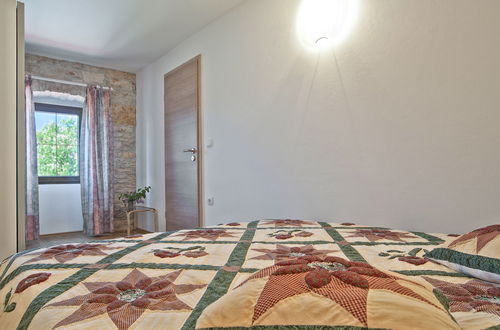 Foto 29 - Casa de 3 quartos em Žminj com piscina privada e jardim