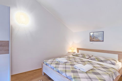Foto 31 - Casa de 3 quartos em Žminj com piscina privada e jardim