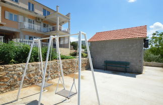 Foto 2 - Apartamento de 1 habitación en Sibenik con terraza y vistas al mar