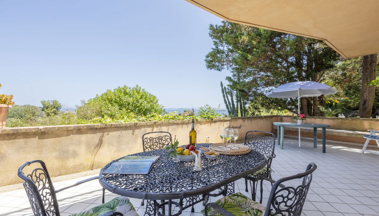 Foto 1 - Apartamento de 2 quartos em Santa Flavia com jardim e terraço