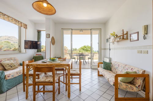 Foto 3 - Apartamento de 2 quartos em Santa Flavia com jardim e terraço