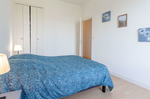 Foto 10 - Apartamento de 1 quarto em Cabourg com vistas do mar