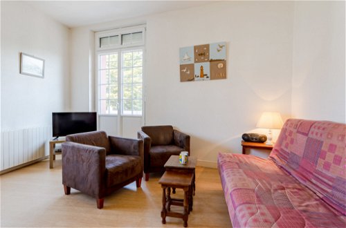 Foto 8 - Appartamento con 1 camera da letto a Cabourg con vista mare