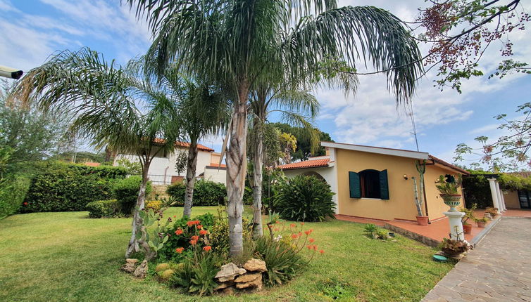 Photo 1 - 4 bedroom House in Siracusa with garden