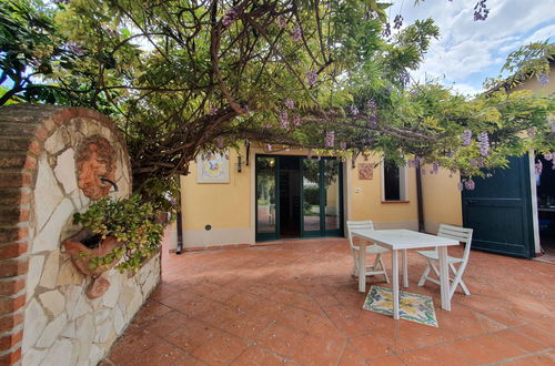Photo 37 - 4 bedroom House in Siracusa with garden