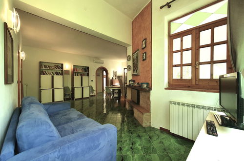 Photo 9 - 4 bedroom House in Siracusa with garden