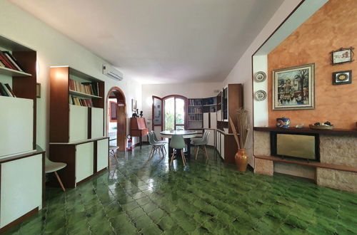 Photo 8 - 4 bedroom House in Siracusa with garden