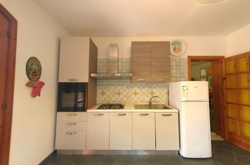 Photo 13 - 4 bedroom House in Siracusa with garden