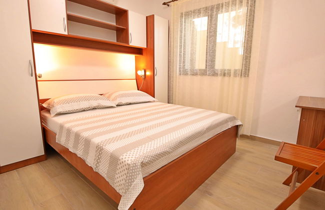 2 bedroom Apartment in Marina with private pool and terrace - Photo 15