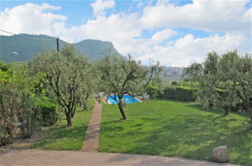 Photo 14 - 1 bedroom Apartment in Garda with swimming pool and mountain view