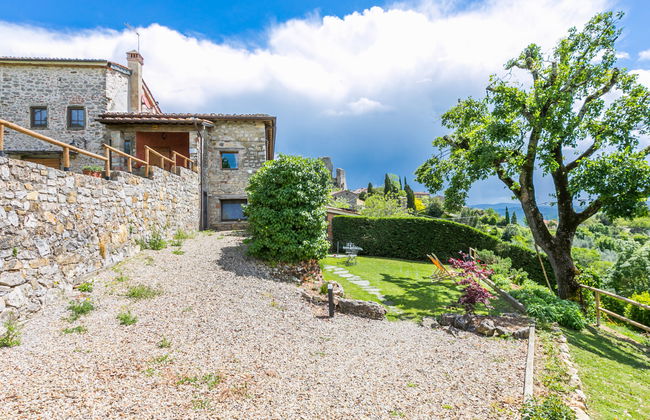 Apartamento de 2 quartos em Bucine com piscina e jardim - Foto 38