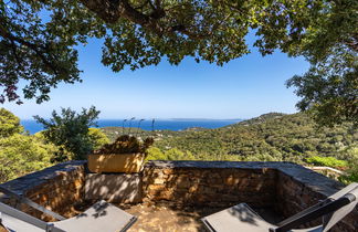 Photo 1 - Maison de 3 chambres à Bormes-les-Mimosas avec terrasse et vues à la mer