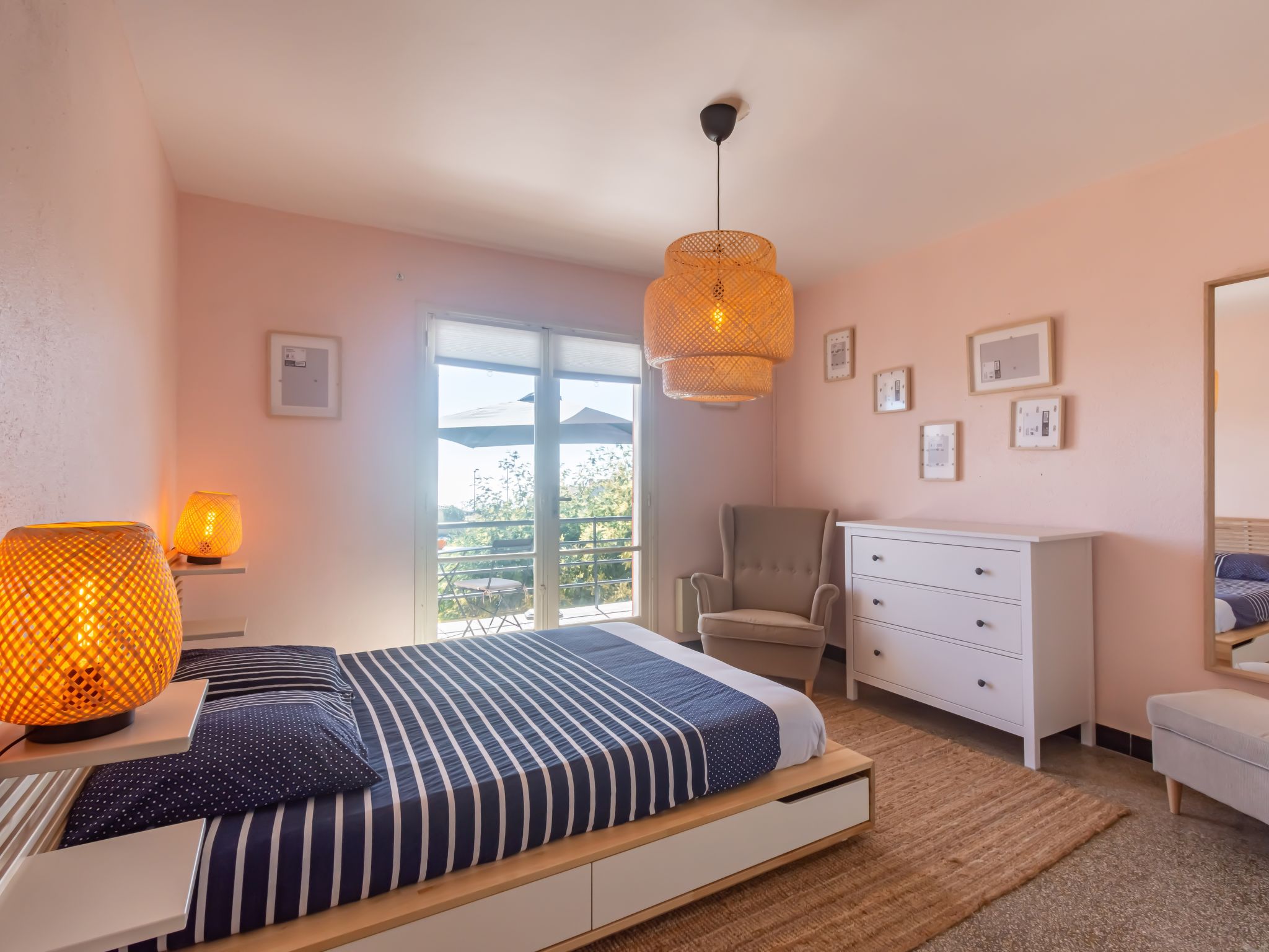 Photo 5 - Appartement de 2 chambres à Roquebrune-sur-Argens avec vues à la mer