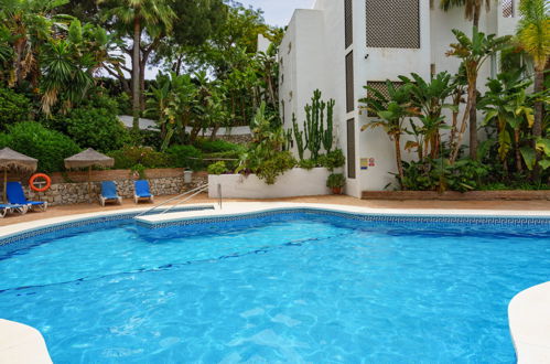 Photo 21 - Appartement de 2 chambres à Marbella avec piscine et jardin