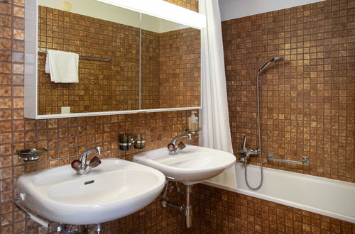 Photo 21 - 3 bedroom Apartment in Sils im Engadin/Segl with garden