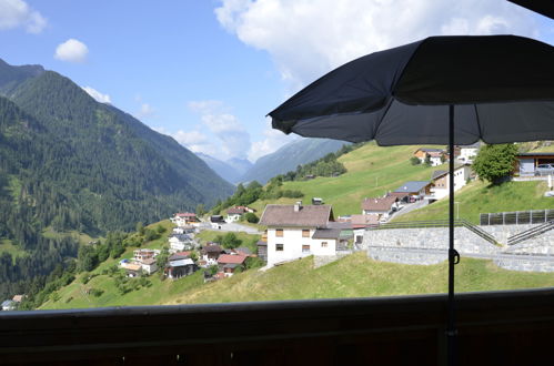 Foto 20 - Appartamento con 4 camere da letto a Kappl con vista sulle montagne