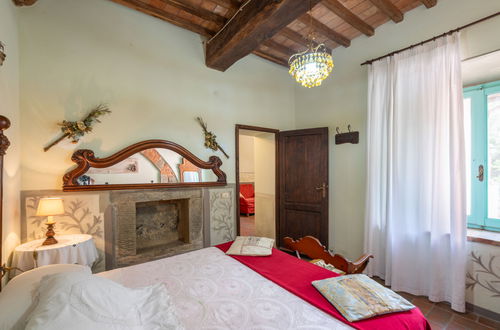 Foto 17 - Apartamento de 1 quarto em Loro Ciuffenna com piscina e jardim