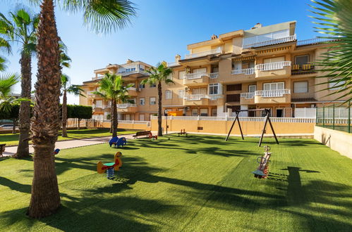 Photo 22 - 3 bedroom Apartment in Guardamar del Segura with swimming pool and sea view