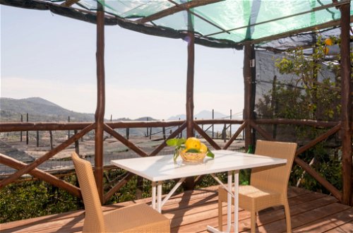Photo 5 - 1 bedroom Apartment in Massa Lubrense with garden and sea view