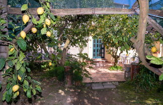 Foto 1 - Apartamento de 1 habitación en Massa Lubrense con jardín y vistas al mar