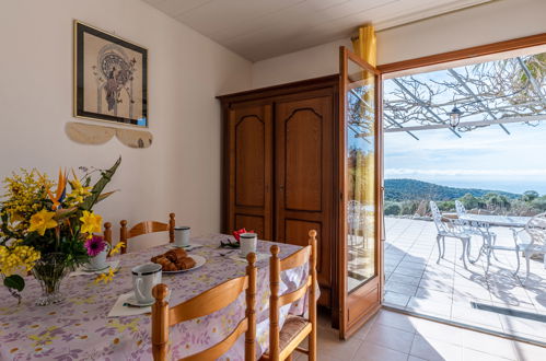 Foto 4 - Casa de 1 quarto em Coti-Chiavari com piscina e vistas do mar