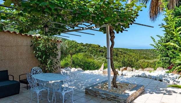 Haus mit 2 Schlafzimmern in Coti-Chiavari mit schwimmbad und garten - Foto 3