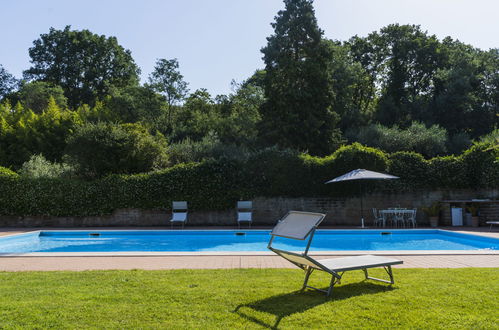 Foto 32 - Casa de 4 quartos em Carbognano com piscina privada e jardim