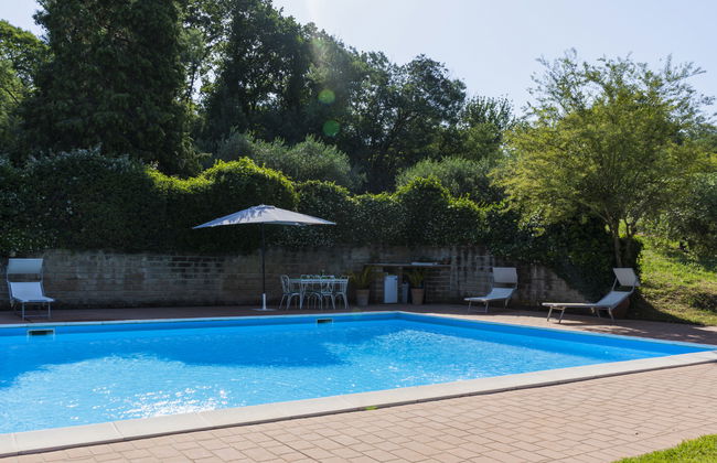 Casa de 5 quartos em Carbognano com piscina privada e jardim - Foto 35