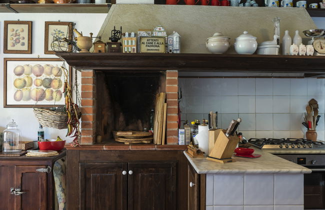 Casa de 5 quartos em Carbognano com piscina privada e jardim - Foto 16
