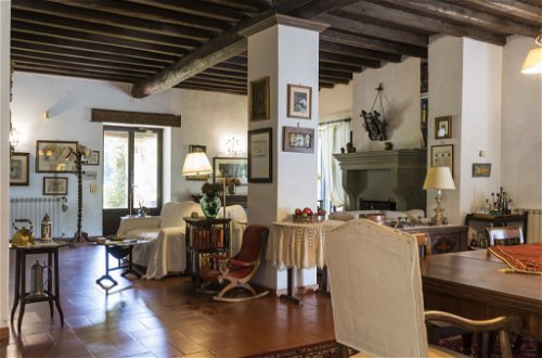 Foto 14 - Haus mit 4 Schlafzimmern in Carbognano mit privater pool und garten