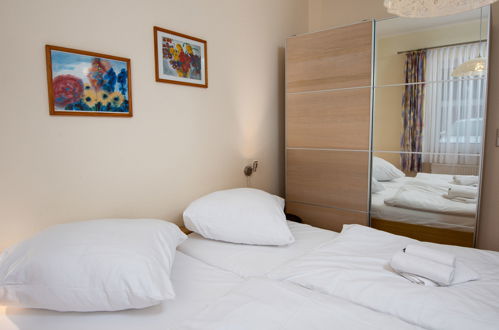 Foto 5 - Appartamento con 1 camera da letto a Norden con terrazza e vista mare