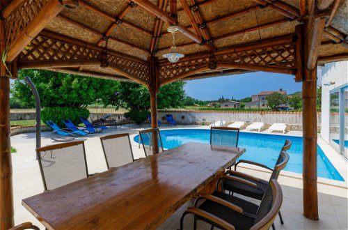Foto 29 - Haus mit 4 Schlafzimmern in Marčana mit privater pool und blick aufs meer