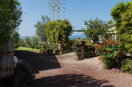 Foto 15 - Haus mit 2 Schlafzimmern in Bolsena mit schwimmbad und garten