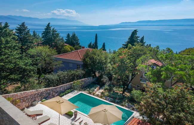 Apartamento de 3 quartos em Novi Vinodolski com piscina e jardim - Foto 19