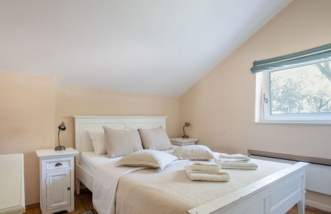 Apartamento de 3 quartos em Novi Vinodolski com piscina e jardim - Foto 13